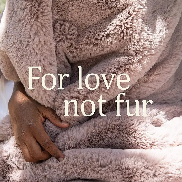 100% Polyester Faux Rabbit Fur Waterproof Blanket Faux Throw Blanket