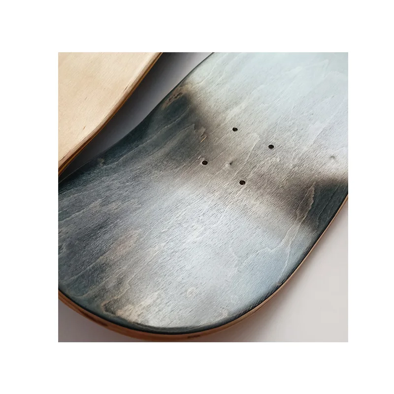 Professional Manufacturer Skateboard Deck Uncut 7 ply Canadian Maple shop for Skateboard