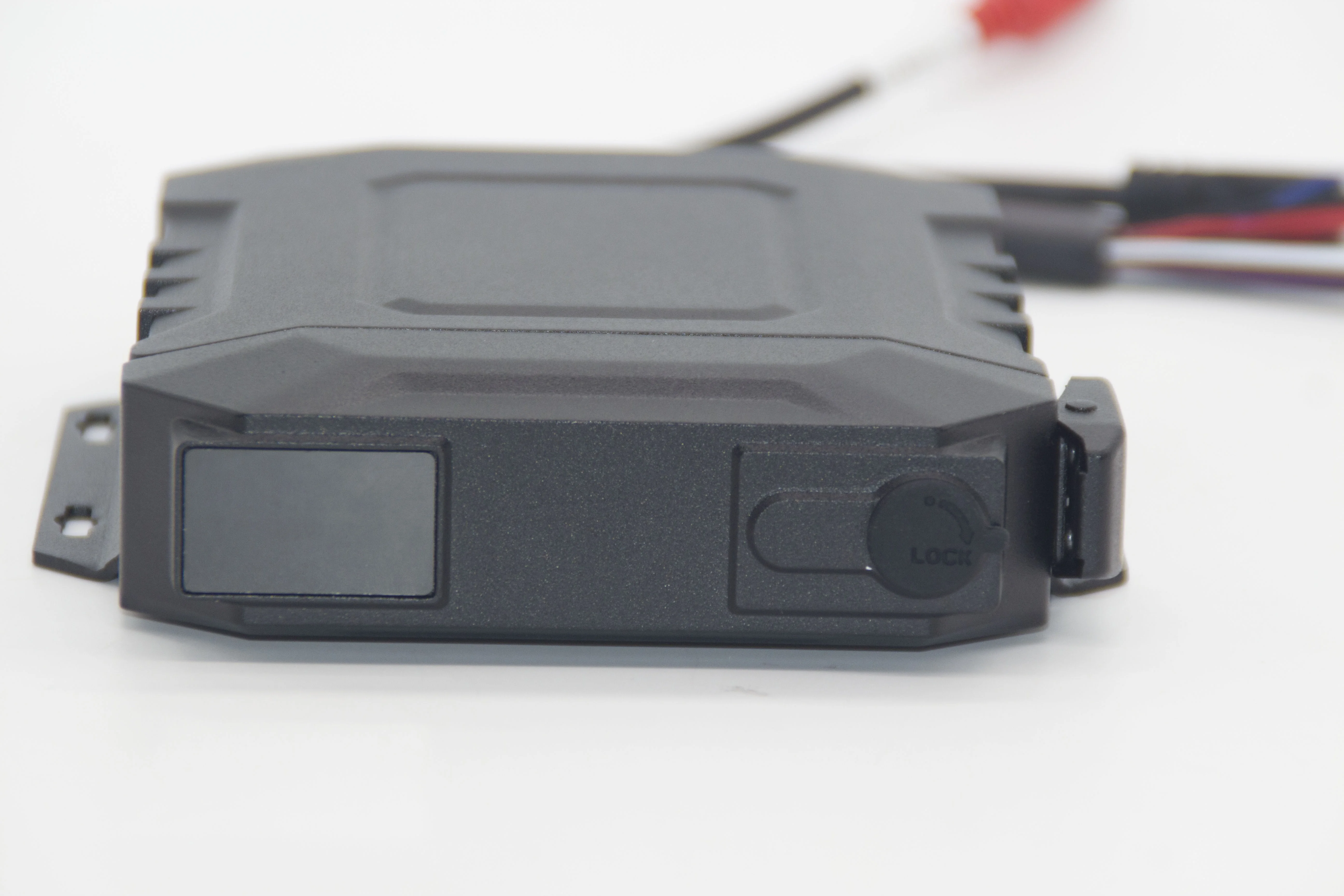 Hot Selling Portable Mini Mobile DVR Truck Monitoring 4CH SD Card MDVR with GPS Module and Antenna