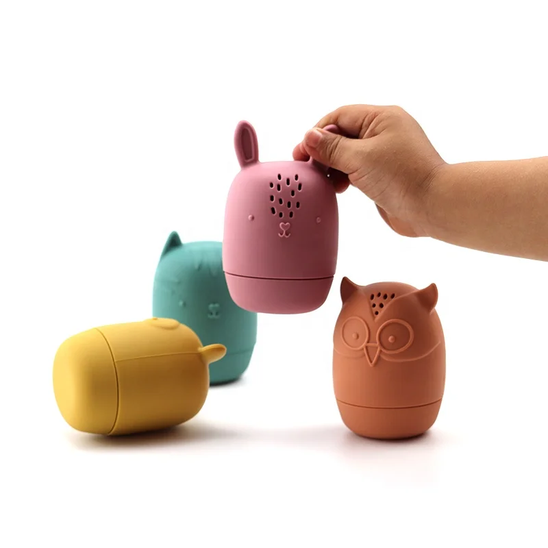 2022 new eco-friendly Bpa free bath squirters owl rabbit animal silicone bath toys for children