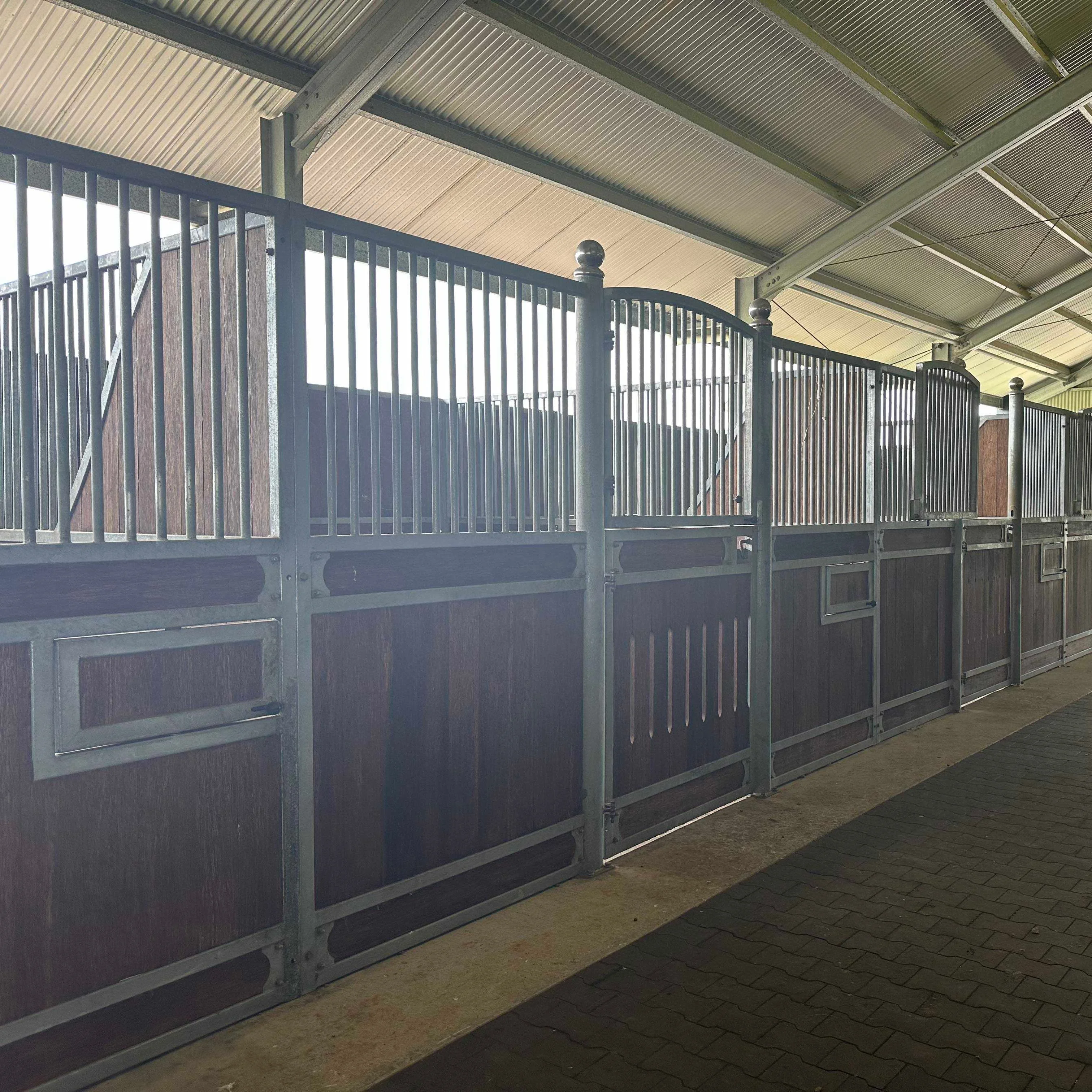 High Quality Hot Dip Galvanized Horse Stable for horse barn