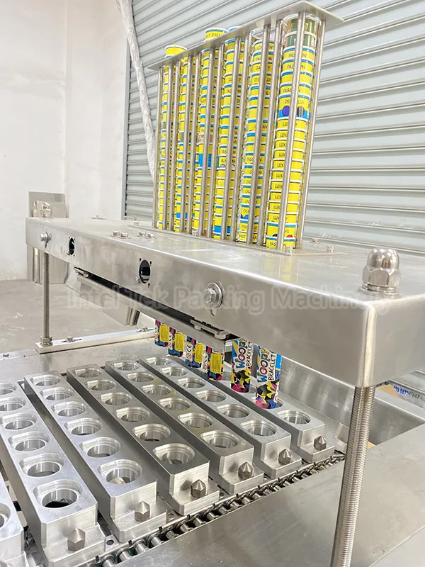 Automatic Ice Lolly Tube Calippo Filling Sealing Machine 70ml Paper Cone Squeeze Cup Ice Cream Packing Machine With Paper Lid