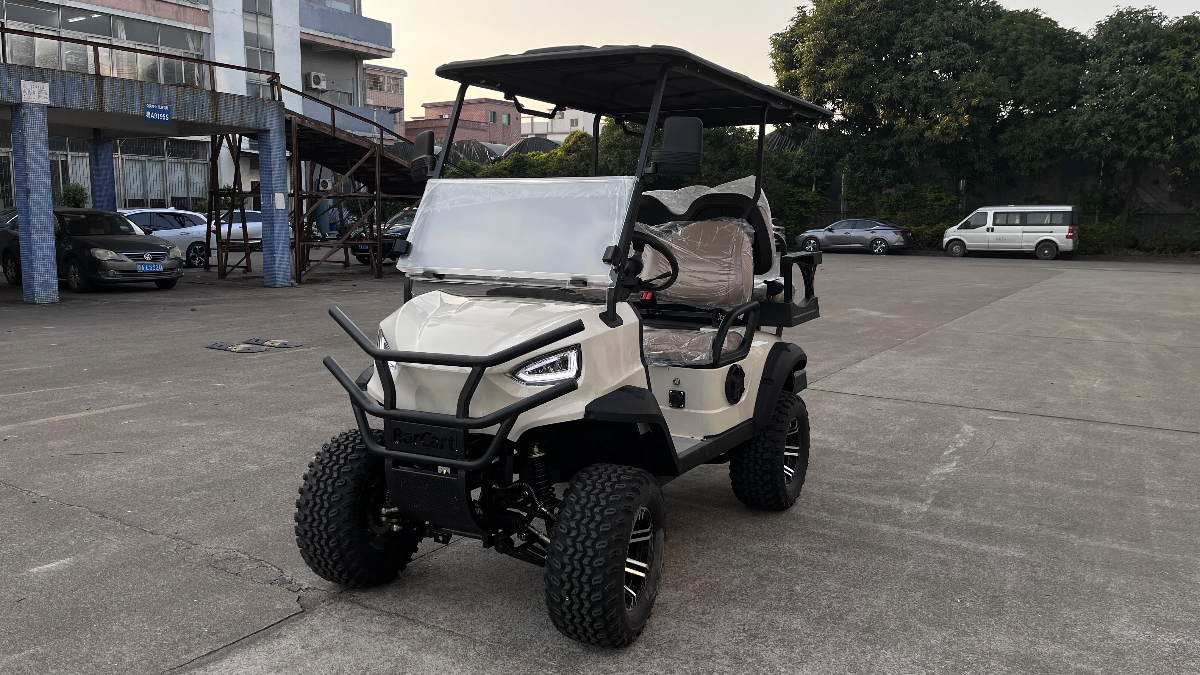 4 Wheel Golf Buggy Electric Scooter Golf Cart With Lithium Battery 4 Seater Golf Car Farm Hotel Car With CE DOT Approved