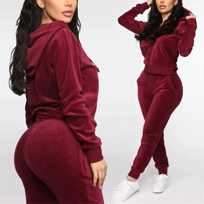 Custom Design Jogging velours Sportswear Set Running Street Wear Two Piece Women Shiny Velvet Tracksuits