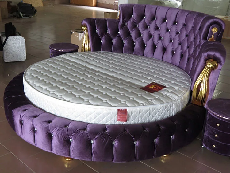 European Romantic Large Round Velvet  Bed Double Metal Wedding 2.2m Wooden Leather Fabric Beds Couple Princess Hotel Bed
