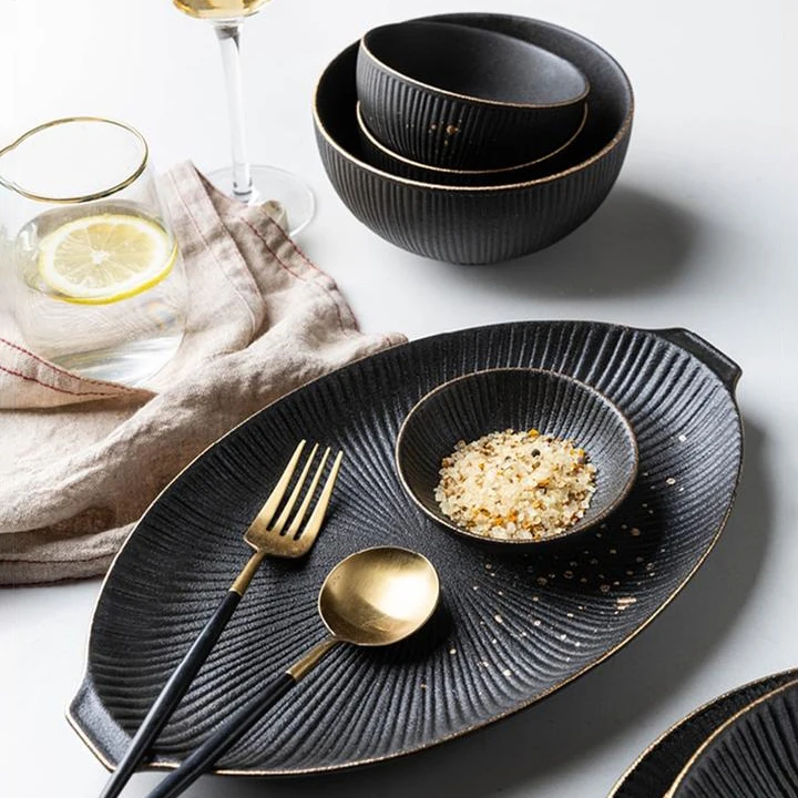 Custom Design Luxury Porcelain Restaurants Bowl Dishes Plates Dinner Set Home Tableware Matt Black Ceramic Dinnerware Set