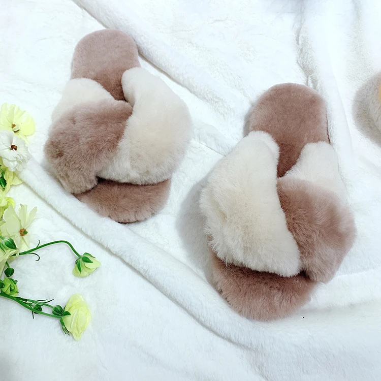 Ladies 2021 Hot Selling High Quality Furry Slides New Design Fashion Sheepskin Slippers Women