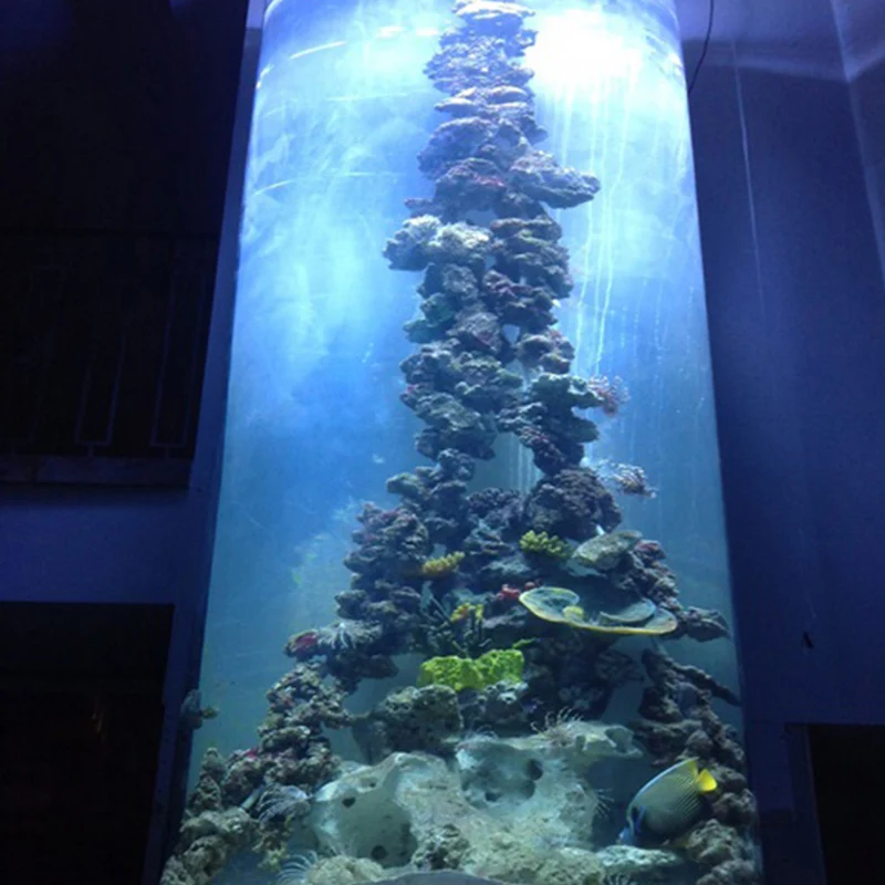 China Factory Luxury Design Customized Large Acrylic Vertical Aquarium