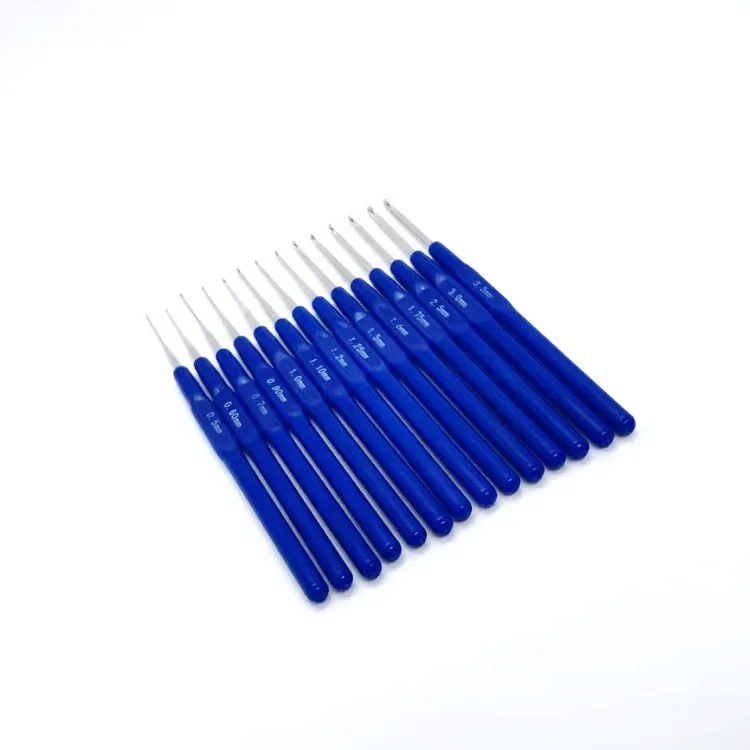 0.5-3.5mm Needlework Crochet Hooks Plastic Handle Knitting Needles