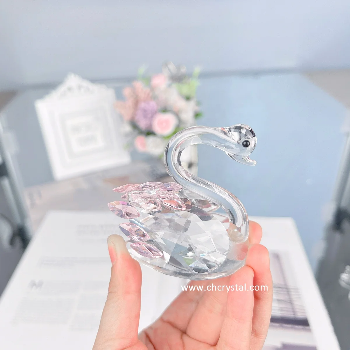 Hot Sale Wholesale Crystal Glass Swan Figurine For Animal Figurines Hand Carved Crystal Animals For wedding