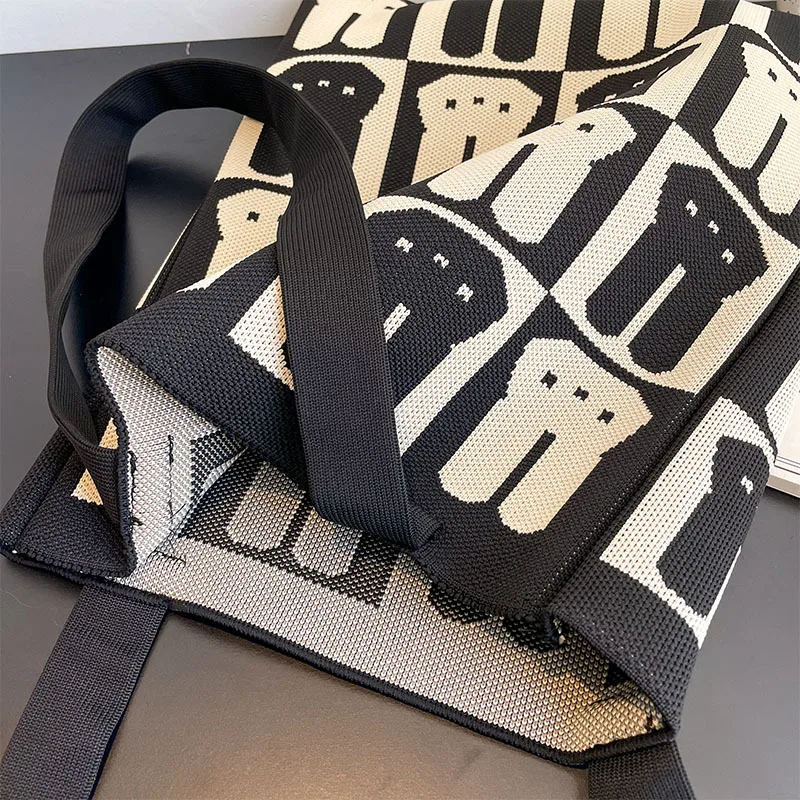 Wholesale Custom Design Rabbit Thickened Shoulder Bag Vintage Large Capacity Handbags Unique Knitted Cotton Tote Bag for Women