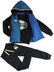 Готов к отправке, минимальный заказ, популярный стиль, три предмета, повседневное удобное хлопковое теплое пальто, жилет, комплект детской одежды для мальчиков с капюшоном