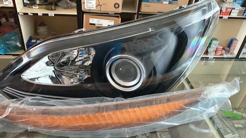 Auto Accessories Bus Front Headlight for M B Setra Bus Miral HC-B-1355