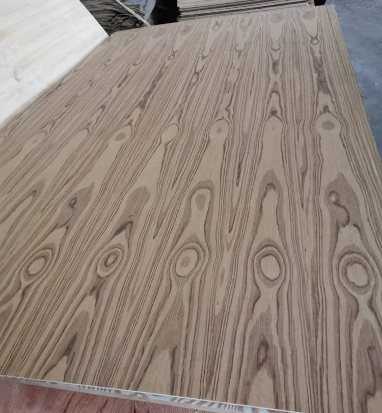 Fancy 3.2mm Chinese Ash Veneers E1 Glue Plywood-High Quality Veneers