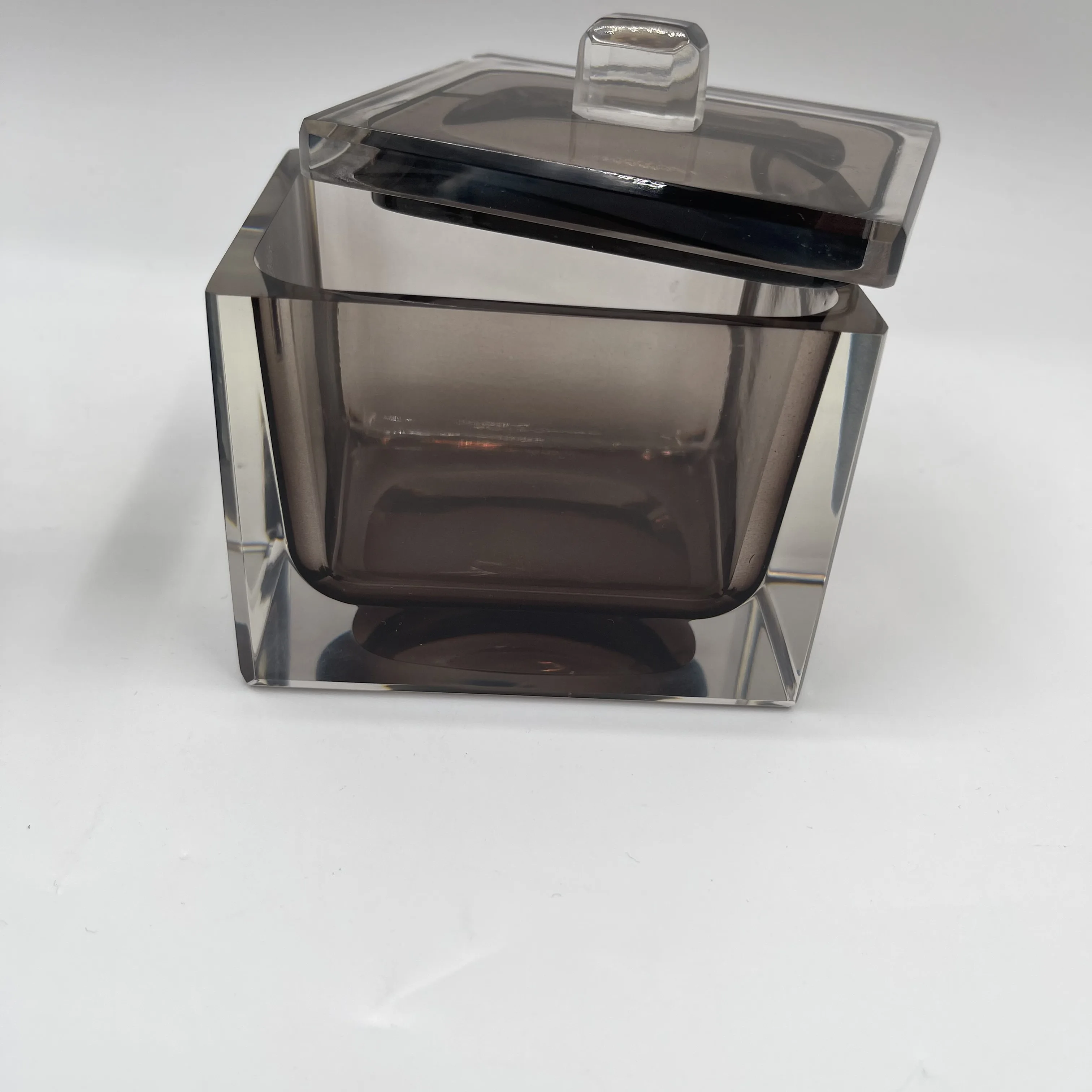 Amazon Hot Selling Bathroom Accessories sets tooth paste dispenser