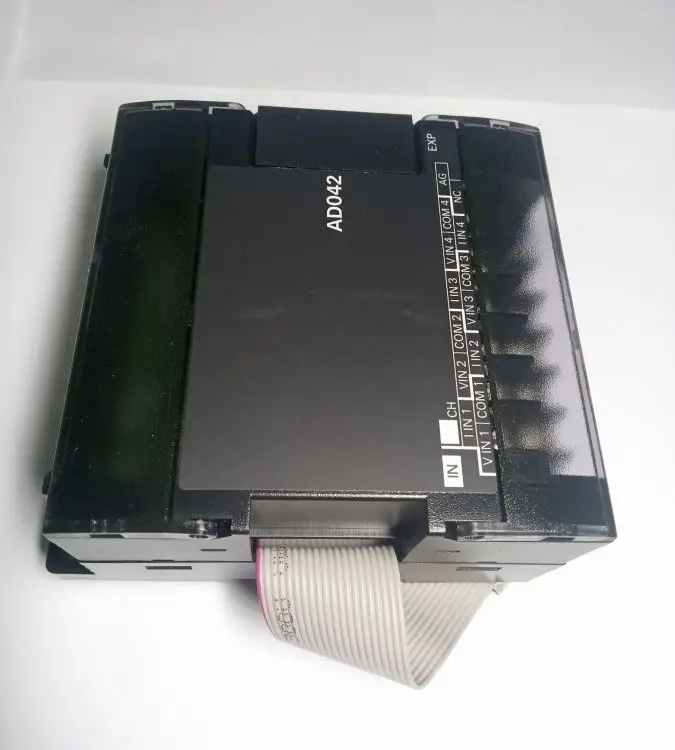 CP1H-XA40DR-A CP1E CP2E CP1H CP1L CJ2M Low Price High-speed Counting 24-in 16-point Electrical Output Elevator Control Plc