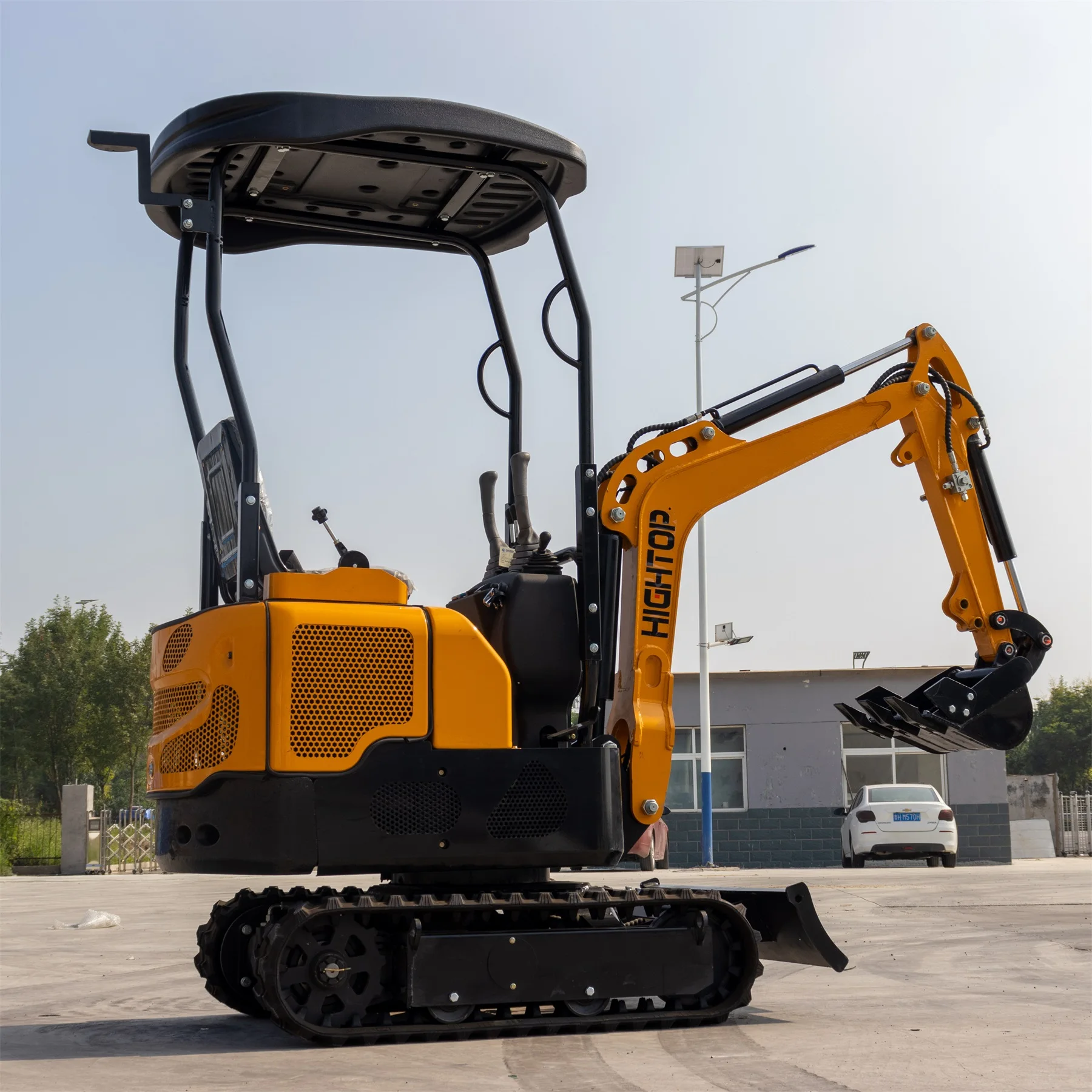 Mini excavator crawler import engine 1 ton China mini crawler excavator with roof