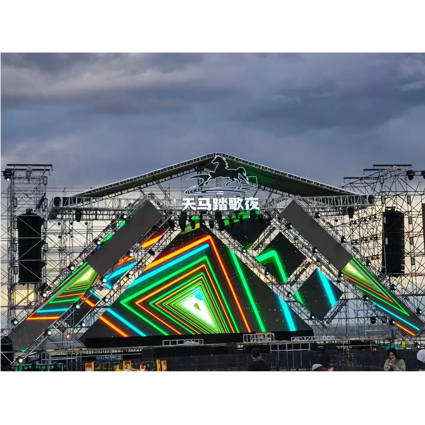 Factory Direct Sales Iron Galvanized Layer Frame Truss hanging Line Array Speaker Sound Audio Frame Construct Use for LED Screen