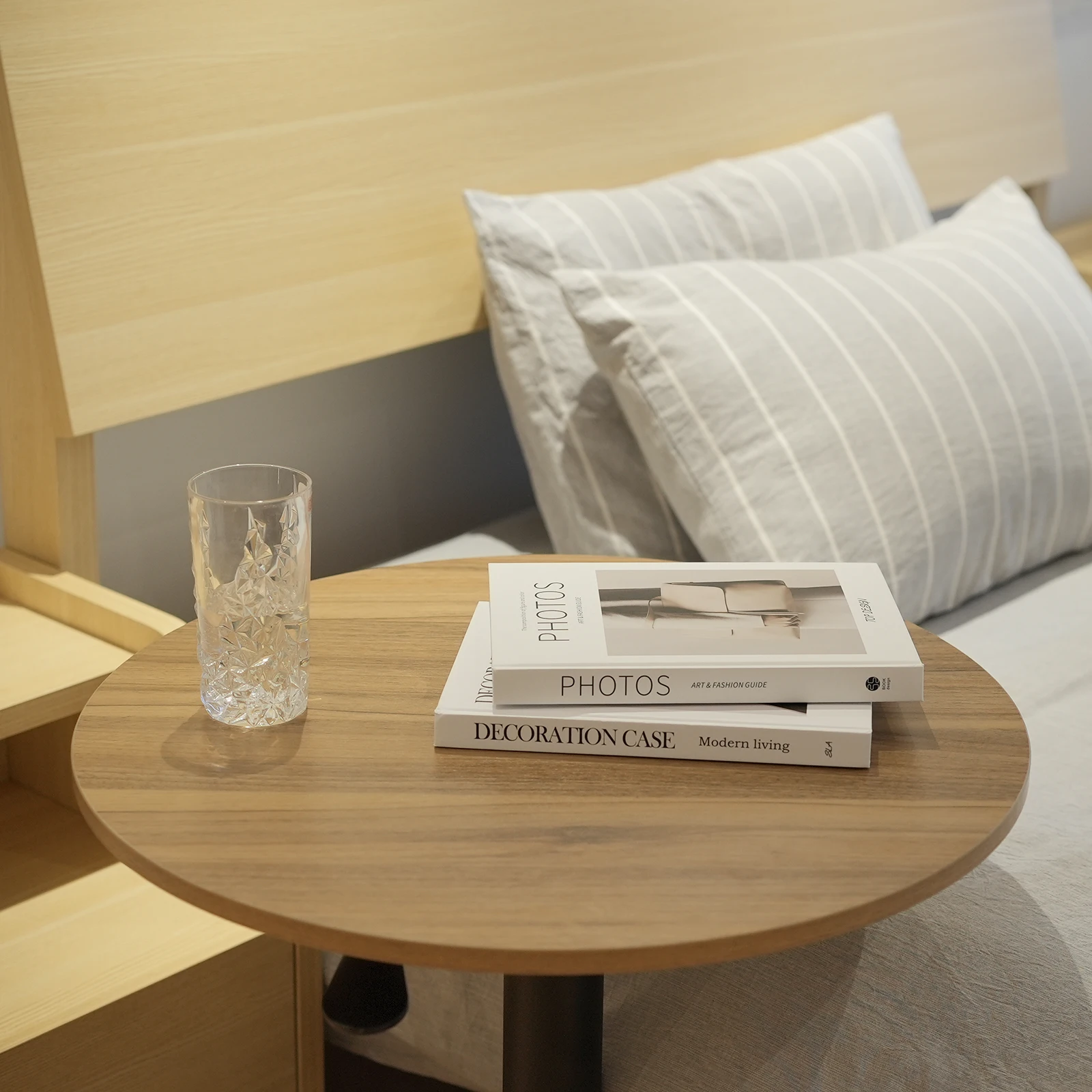 High Quality Sit And Stand Height Adjustable Gas Lifting Table Living Room Pneumatic Computer Desk and coffee table With Wheels