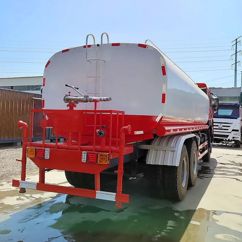 Low price 371hp 10000 20000 liter  SINOTRUK HOWO water tank truck for sale