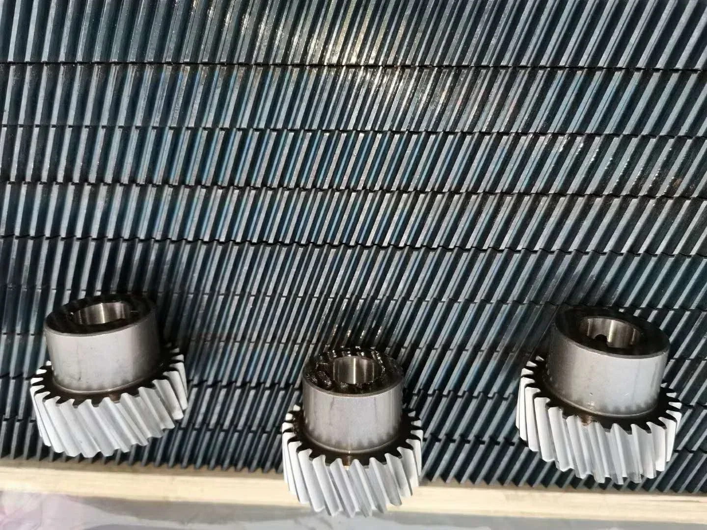 1325 plasma cutting machine DIN8 M1.5 15*15*1000mm   Helical Gear Rack and Pinion