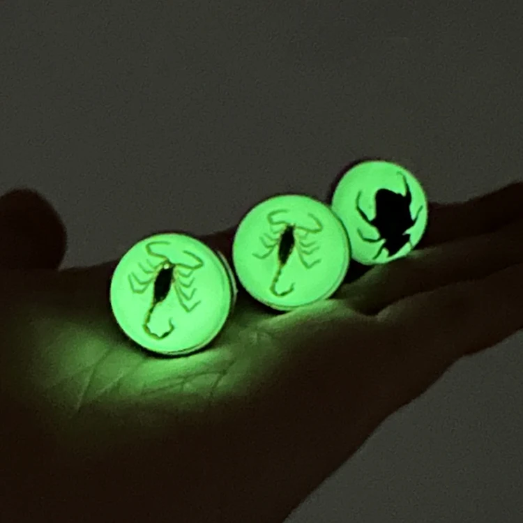 Glowing in the Dark Real Insect in Resin Adjustable Stainless Steel Scorpion Ring Gift Resin Crafts Jewelry Luminous Scorpion