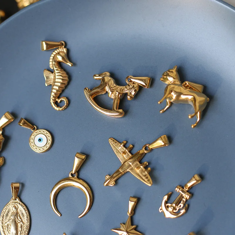 Women Rose Flower Seahorse Airplane Titanium Steel 18K Gold Sweater Pendant