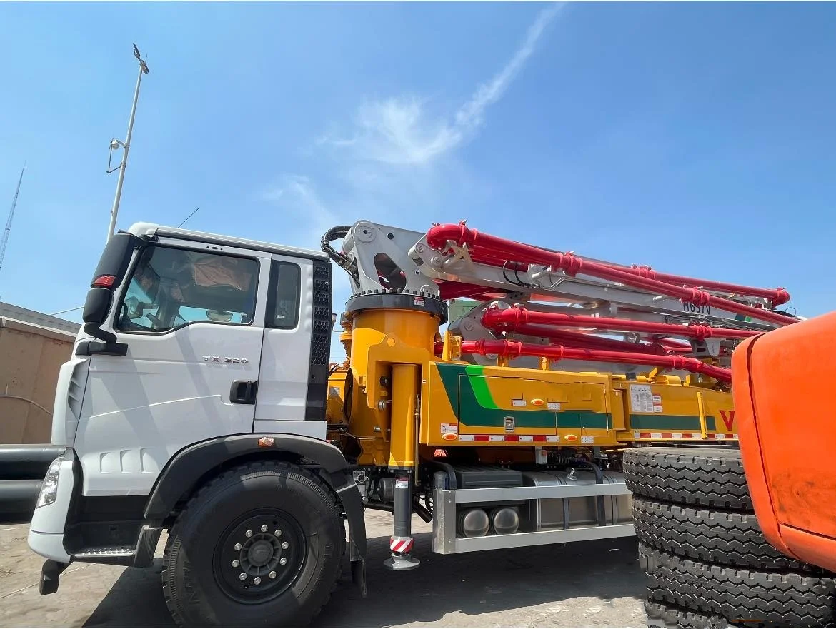 Hot Sale  37m Diesel  Hydraulic Concrete Pump Truck HB37V with Good Price