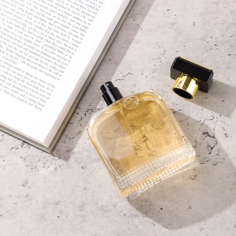 Professional Design Custom 150ml 50ml 100ml Clear Empty Flat Square Glass  Perfume Spray Bottle With Lid