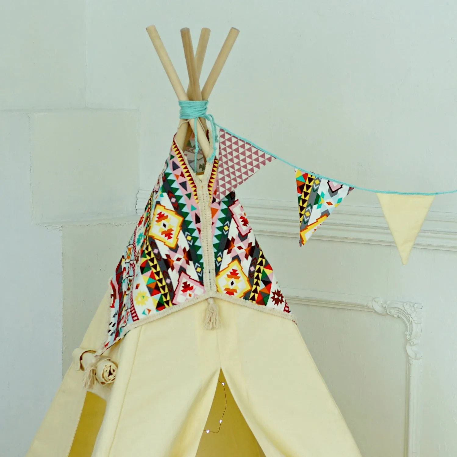 3-8 year old girls playing on party with 100% cotton secure for Girls teepee
