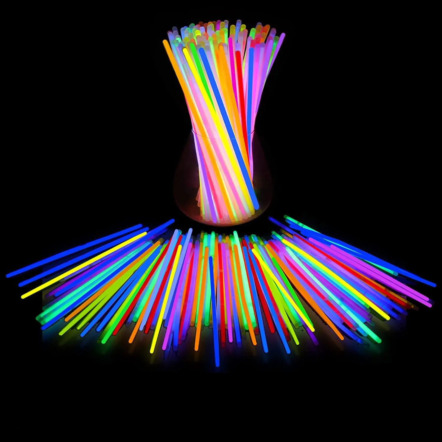 Glow Sticks Party Set 100 Pieces Glow Sticks 130 Connectors Neon Glow Sticks Chains and Luminous Glasses Children Decoration