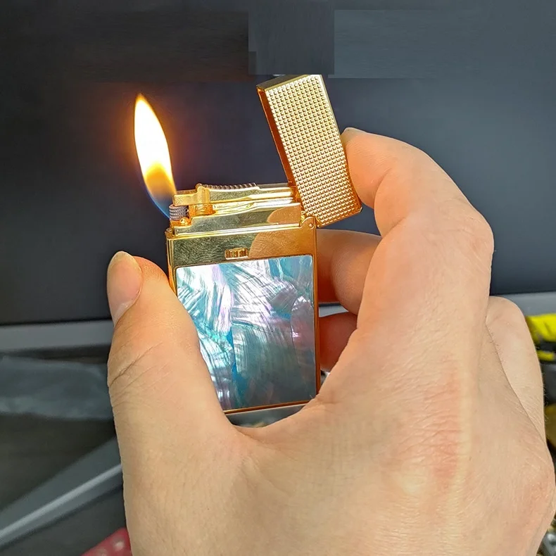 wholesale China Lighter  Plating gold overall brass luxury and expensive lighters can be customized Logo