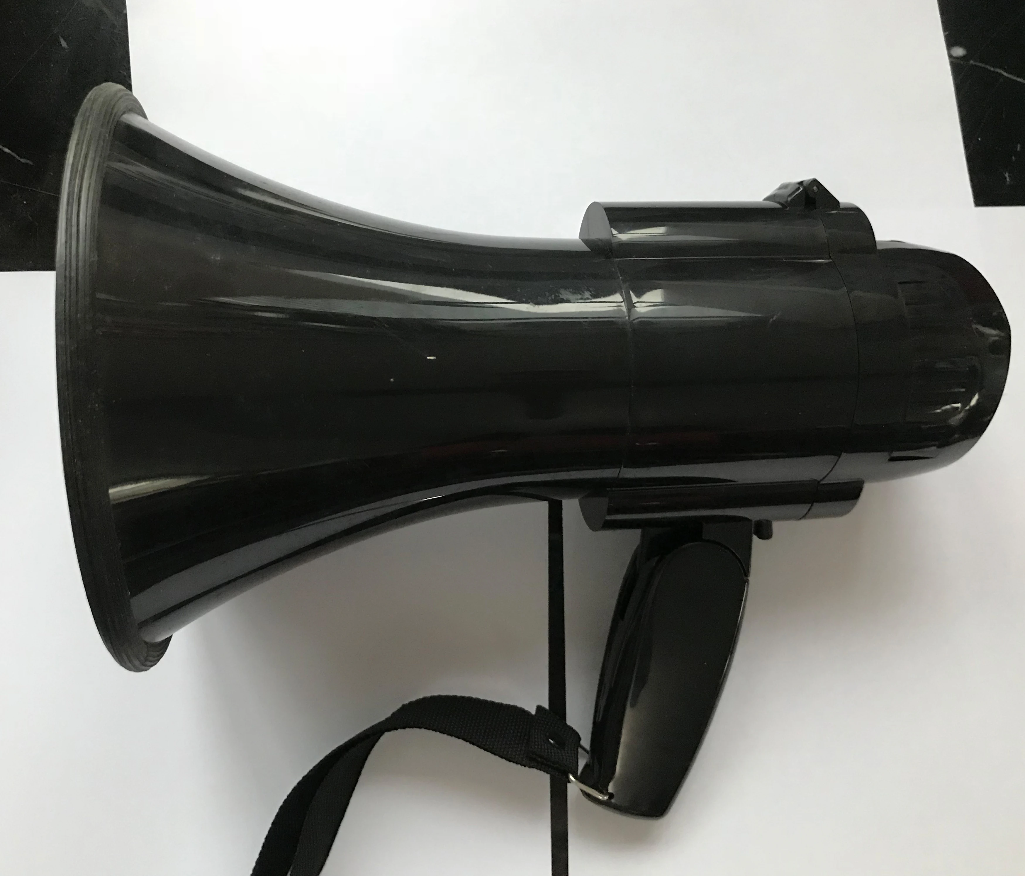 Megaphone 30 Вт USB мощный МегаФон динамик Сирена/сигнал тревоги и музыки с регулятором громкости и ремешком