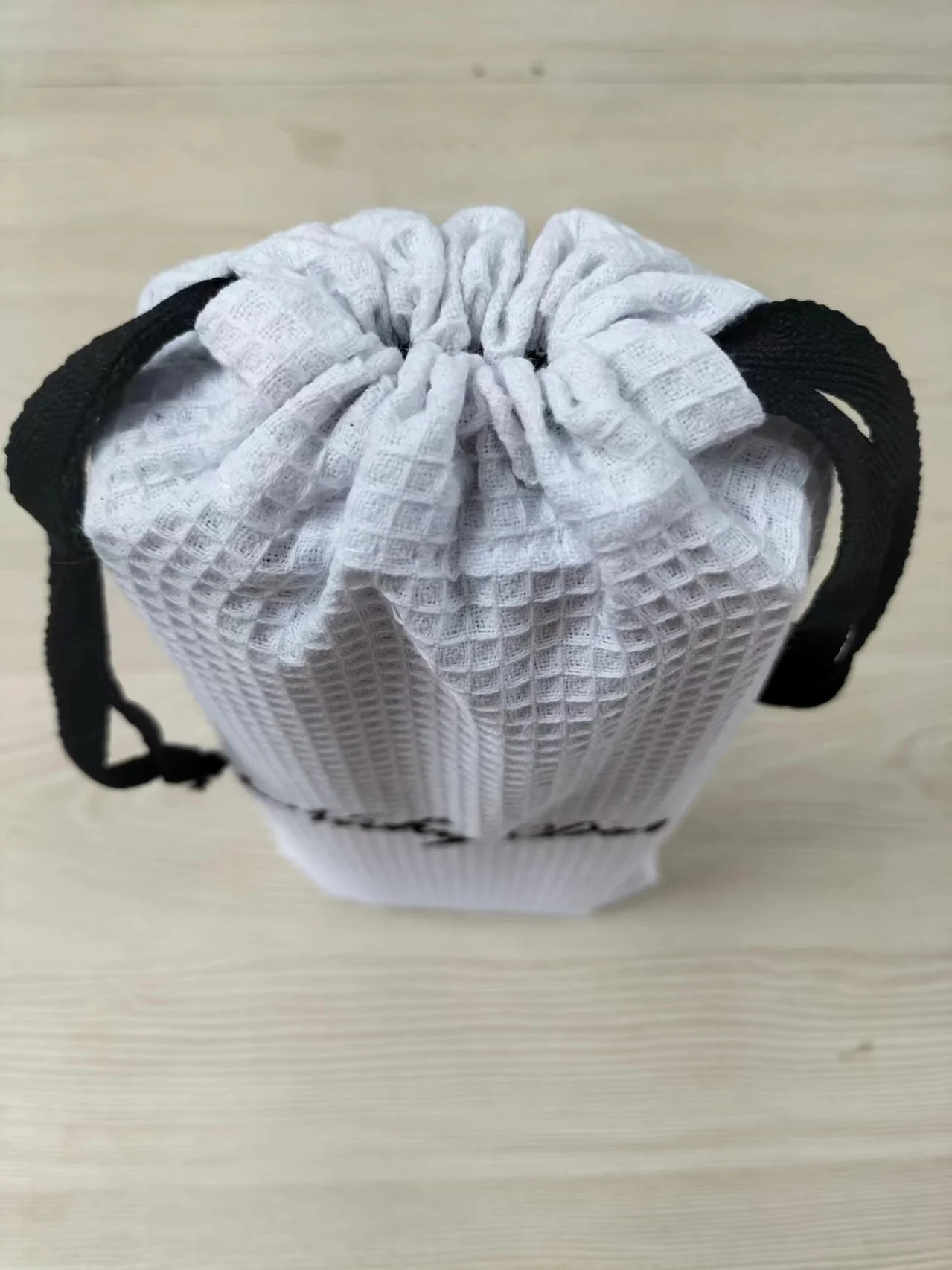 New Material nice looking drawstring dust bag packing bag gift bag