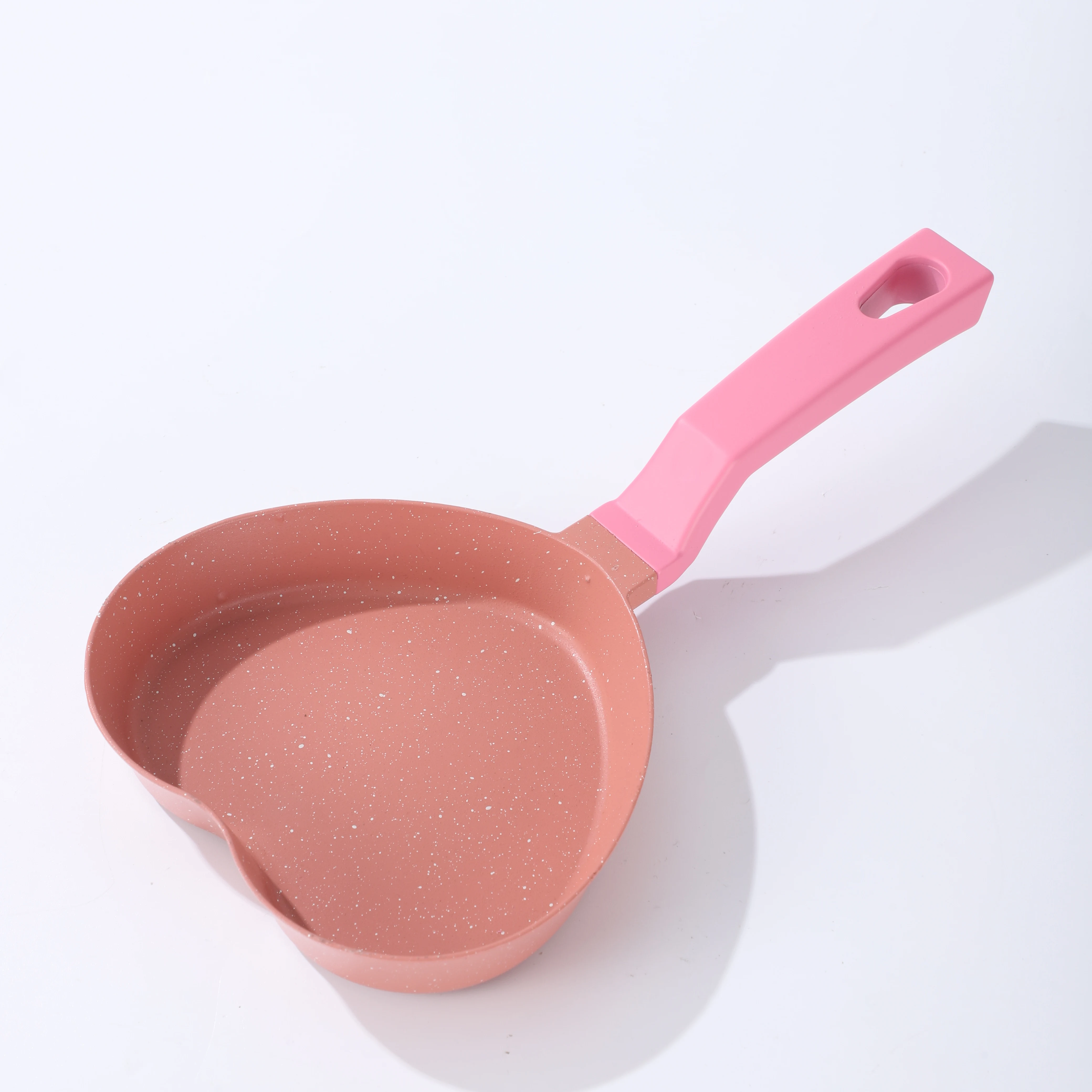 Cheap Made In China Breakfast Frying Pans Flat Bottom Grill Pan Egg Burger Omelette Frying Pan