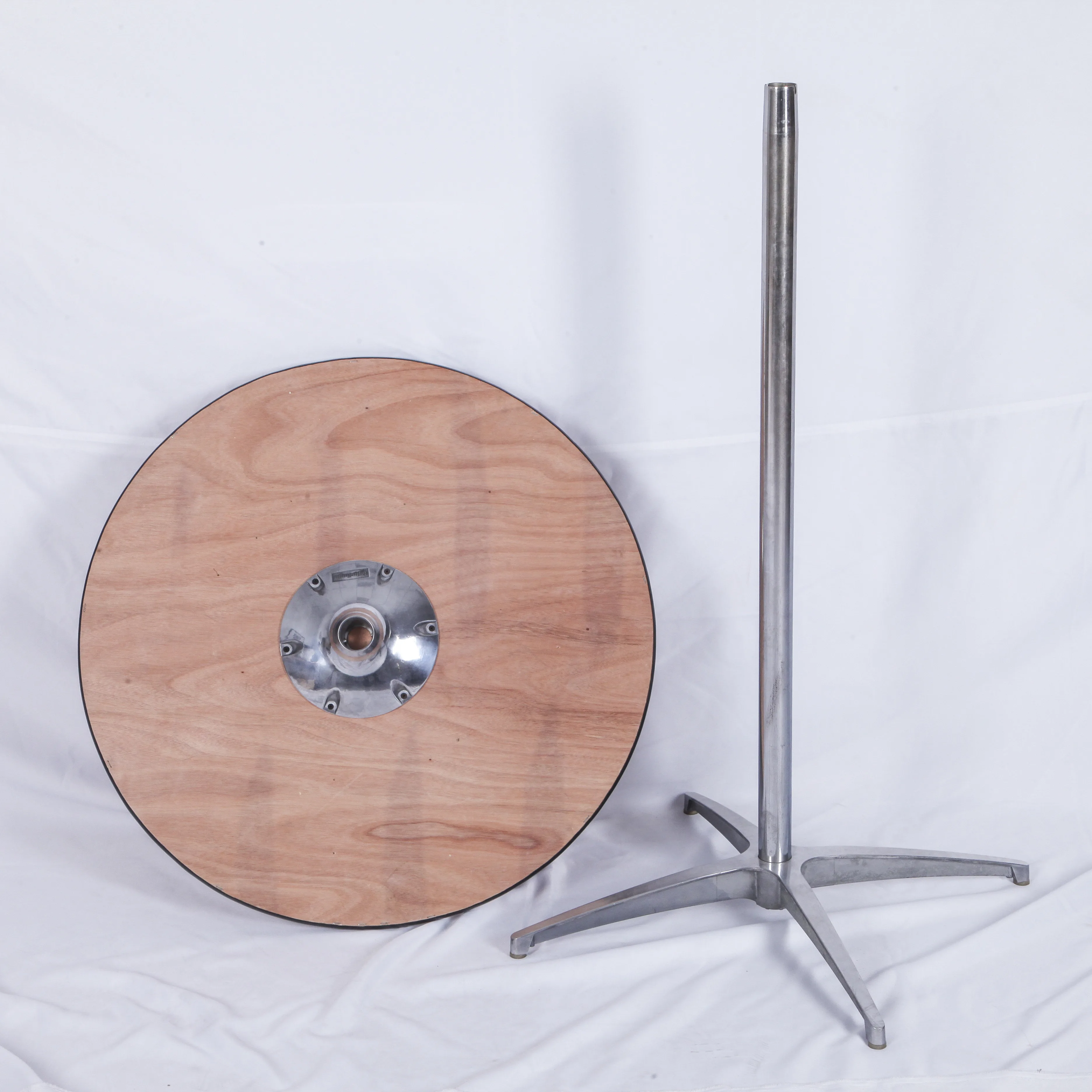 Wholesale Outdoor Industrial Plywood Bar Cocktail Table for Party Rental Events