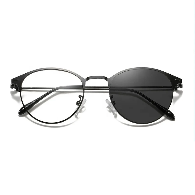 Shopee online Super hot lightweight retro round metal optical frames cyxus photochromic blue light blocking glasses for women