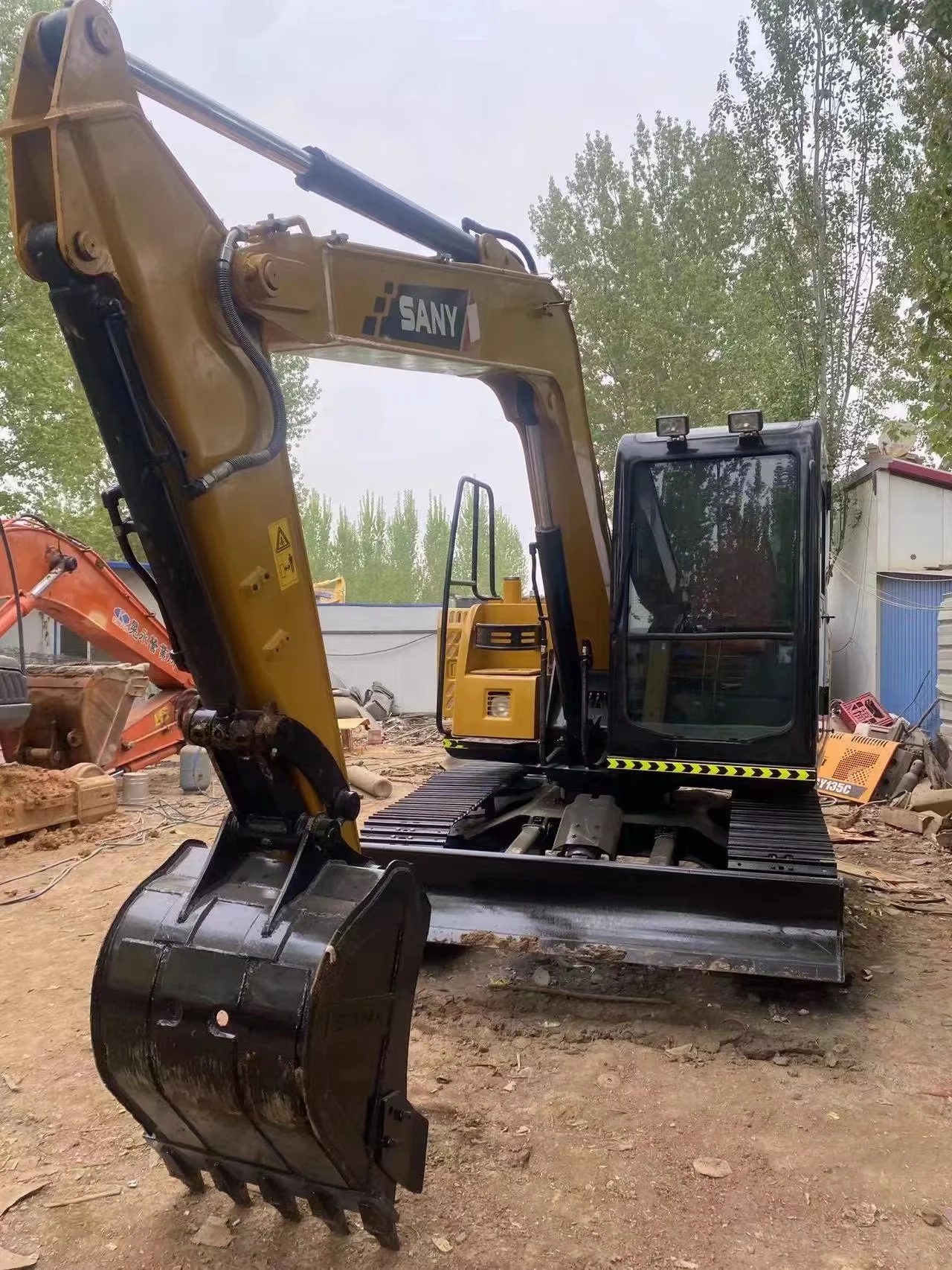 Cheap price SANY digger used  hydraulic crawler excavator with SY75C