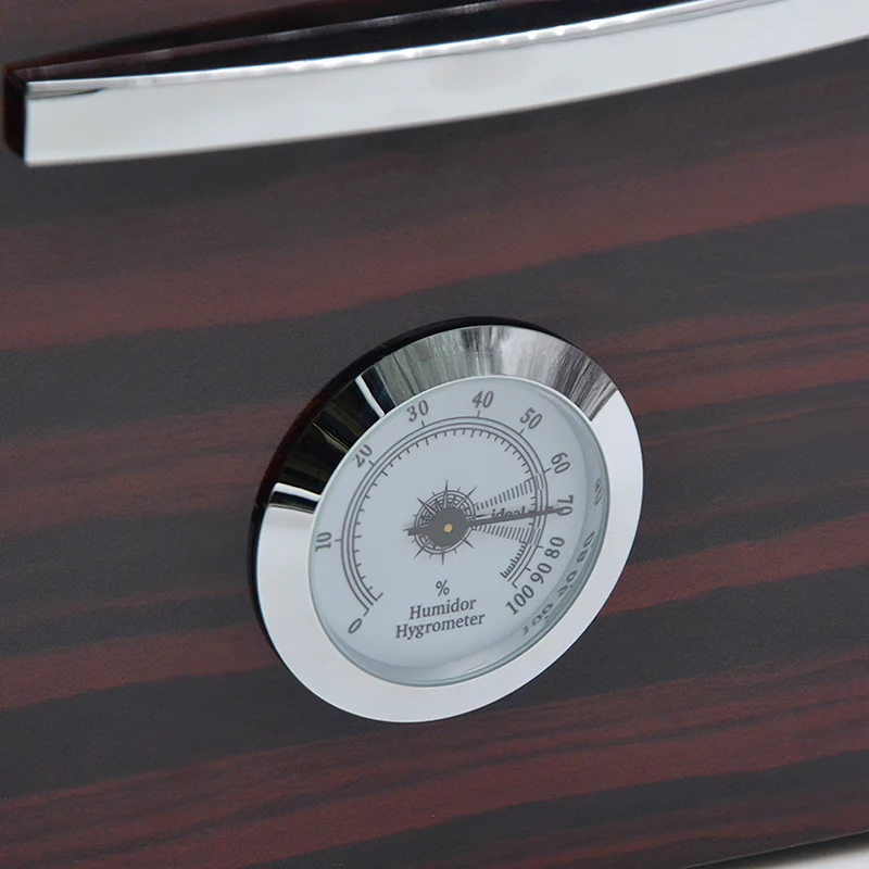 Custom cedar humidor wood cigar box packaging