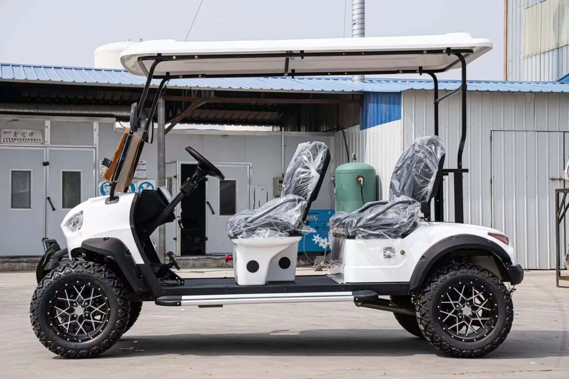 2024 Hot Selling China Cheap High Quality 2 4 6 Seat Touring Car Electric Golf Cart