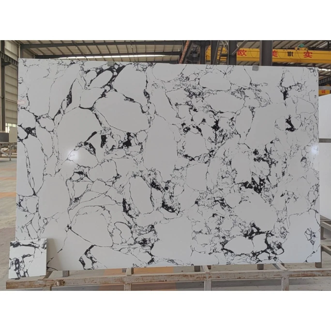 Artificial Stone China Wholesale Price White Calacatta Polished Artificial Quartz Kitchen Countertops