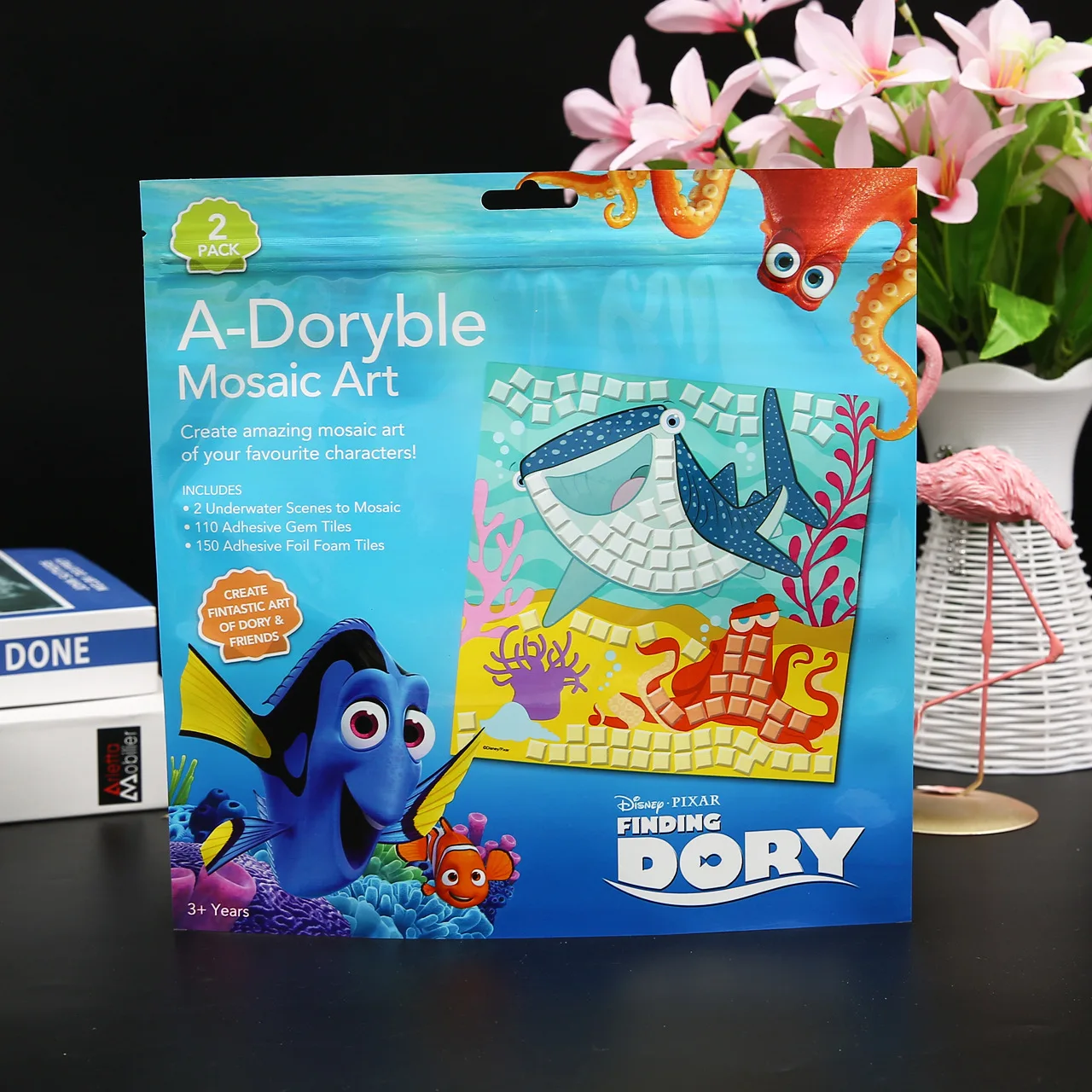 Color toy self-sealing zipper three-side sealing compound plastic packaging bag self-supporting self-sealing bag