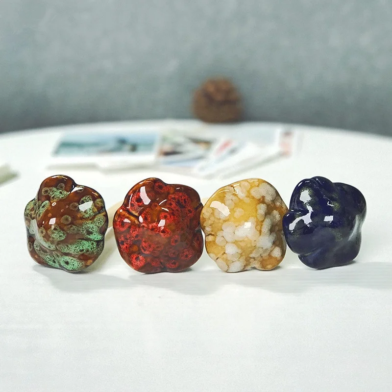 Wholesale Hot Sale Ceramic Small Mushrooms Garden Ornaments Crafts Home Outdoor Lawn Yard Gardening Decoration