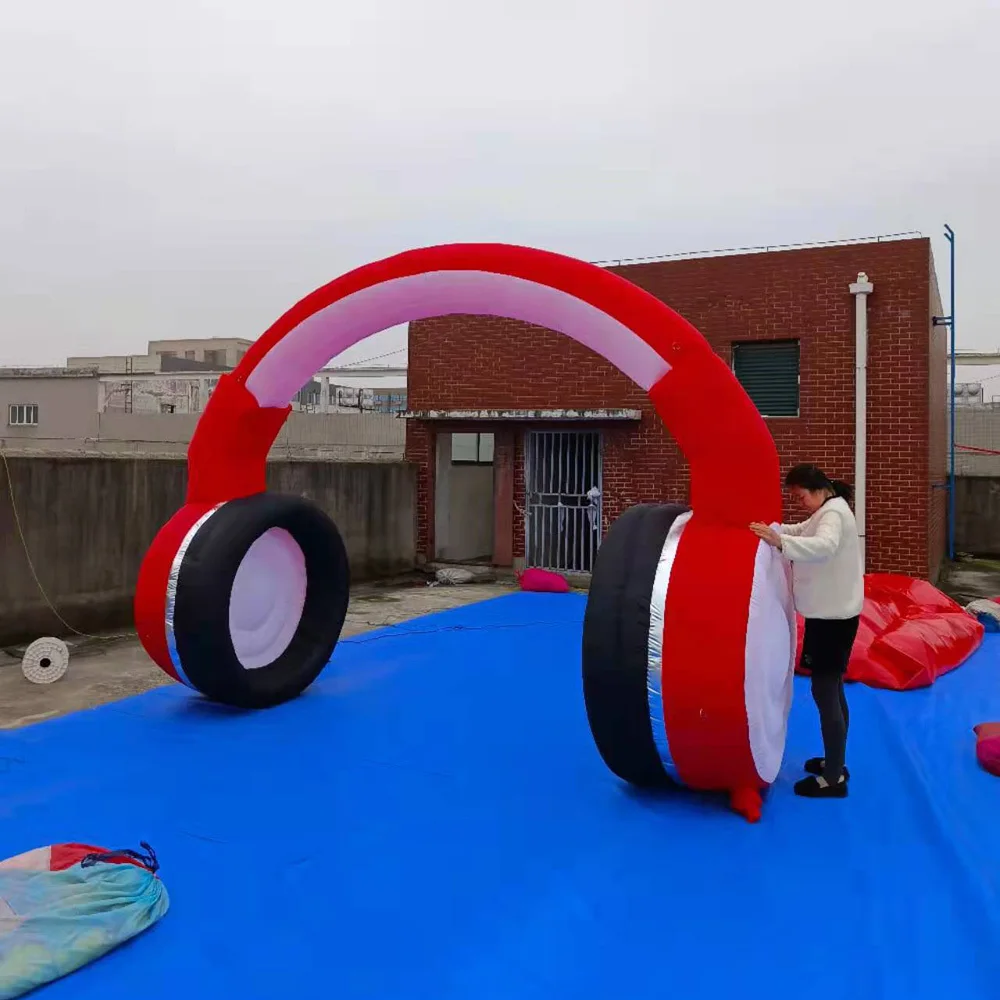 Wholesale Red & Black LED Inflatable Earphone/Headphone Model for Music Festivals & DJ Stages