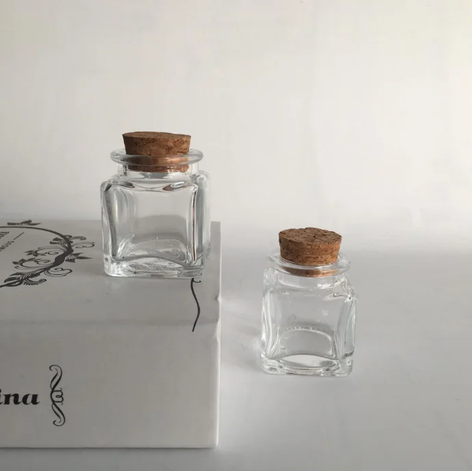 30ml glass saffron jar with cork and shirking sleeves  storage jar for saffron small glass jar for gift