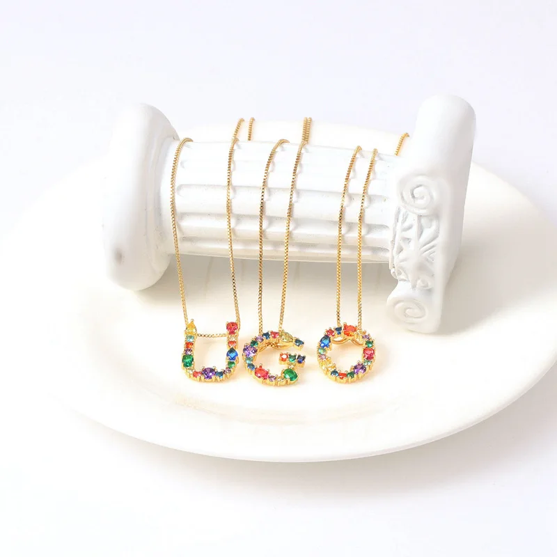 2020 hot selling colorful Rainbow 26 alphabet name letter pendant necklace, 26 letter crystal clavicle chain necklace for women/