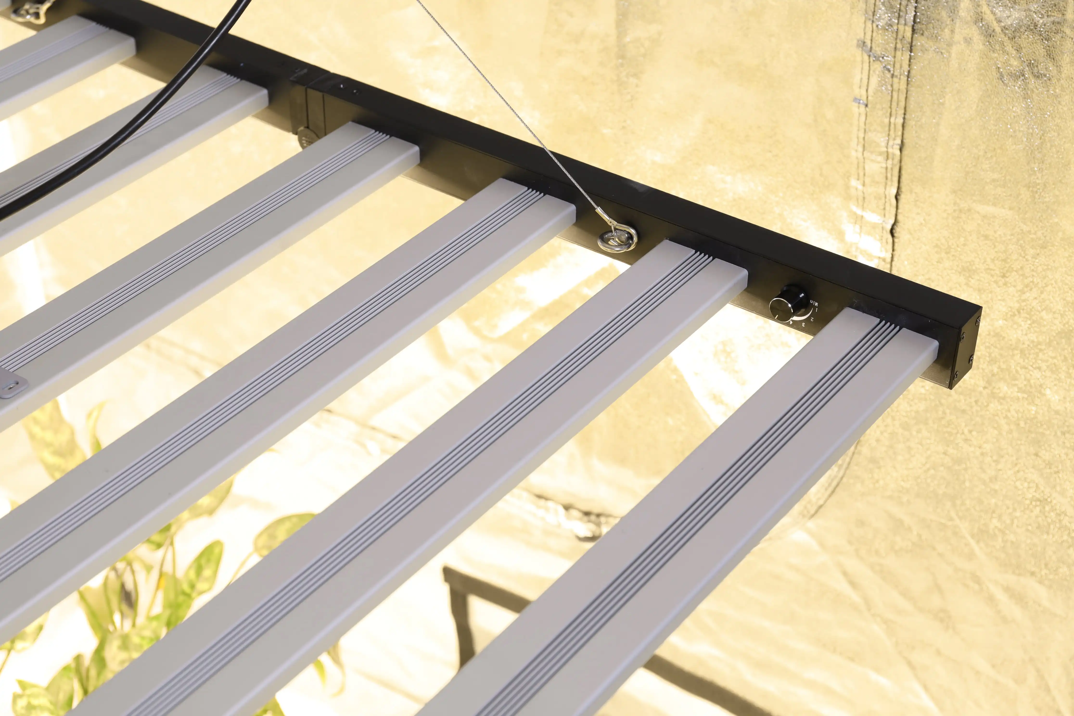 Best Growers Choice 8 bars 720W Foldable LED Grow Light High Intensticy Commercial Horticulture LED Fixtures Master Controller