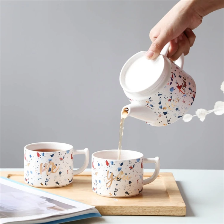 Элегантный фарфоровый кофейный чайный сервиз с чайник в современном