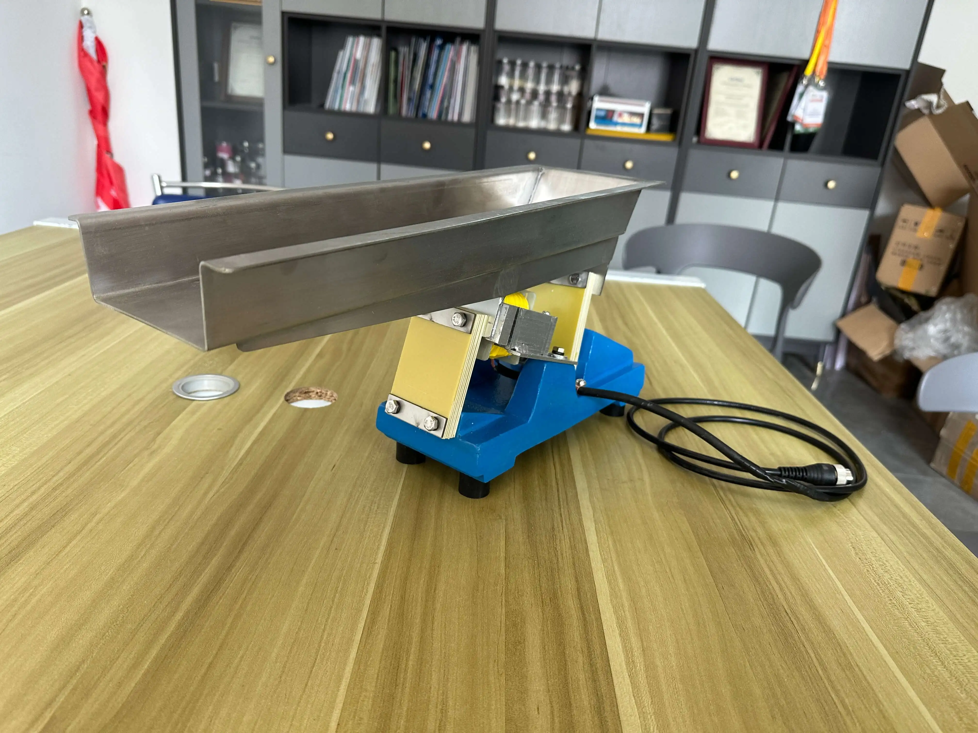 High Quality Gzv Small Linear Grain Electromagnetic Vibratory Powder Feeder for test