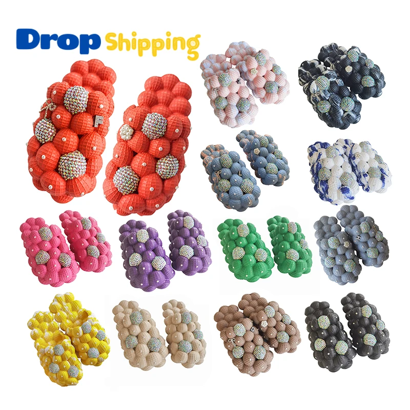 2023 TikTok модные оптовые пользовательские массажные пушистые плюшевые тапочки из ЭВА со стразами для детей женщин зимние блестящие Пузырьковые слайды с мехом